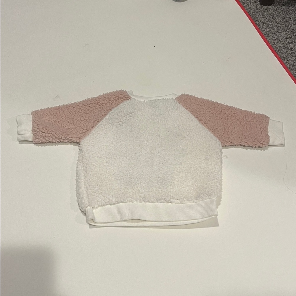 Disney Baby Minnie and Daisy clothing set 0-3 months Daisy Minnie - Picture 4 of 5